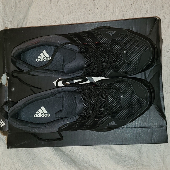 Adidas Men Shoes, Size 10, Brand New - Picture 6 of 9